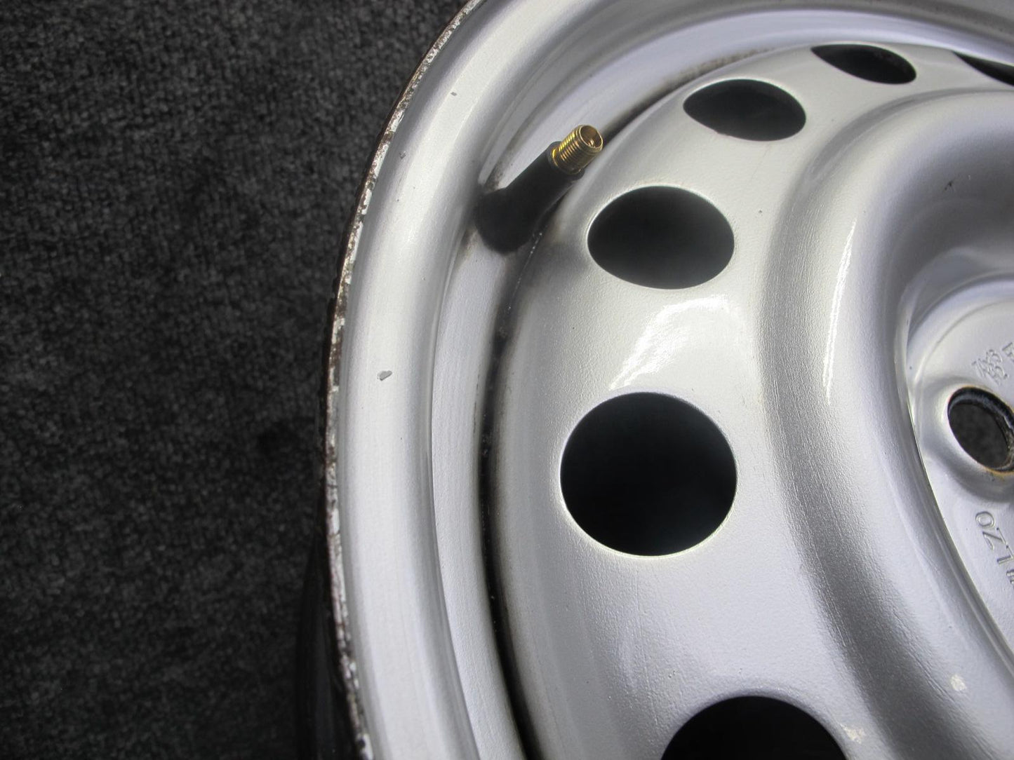 97-03 VW Eurovan T4 Factory R16" Steel Wheel Rim 16x7J ET49 5x112 7D0601027E OEM