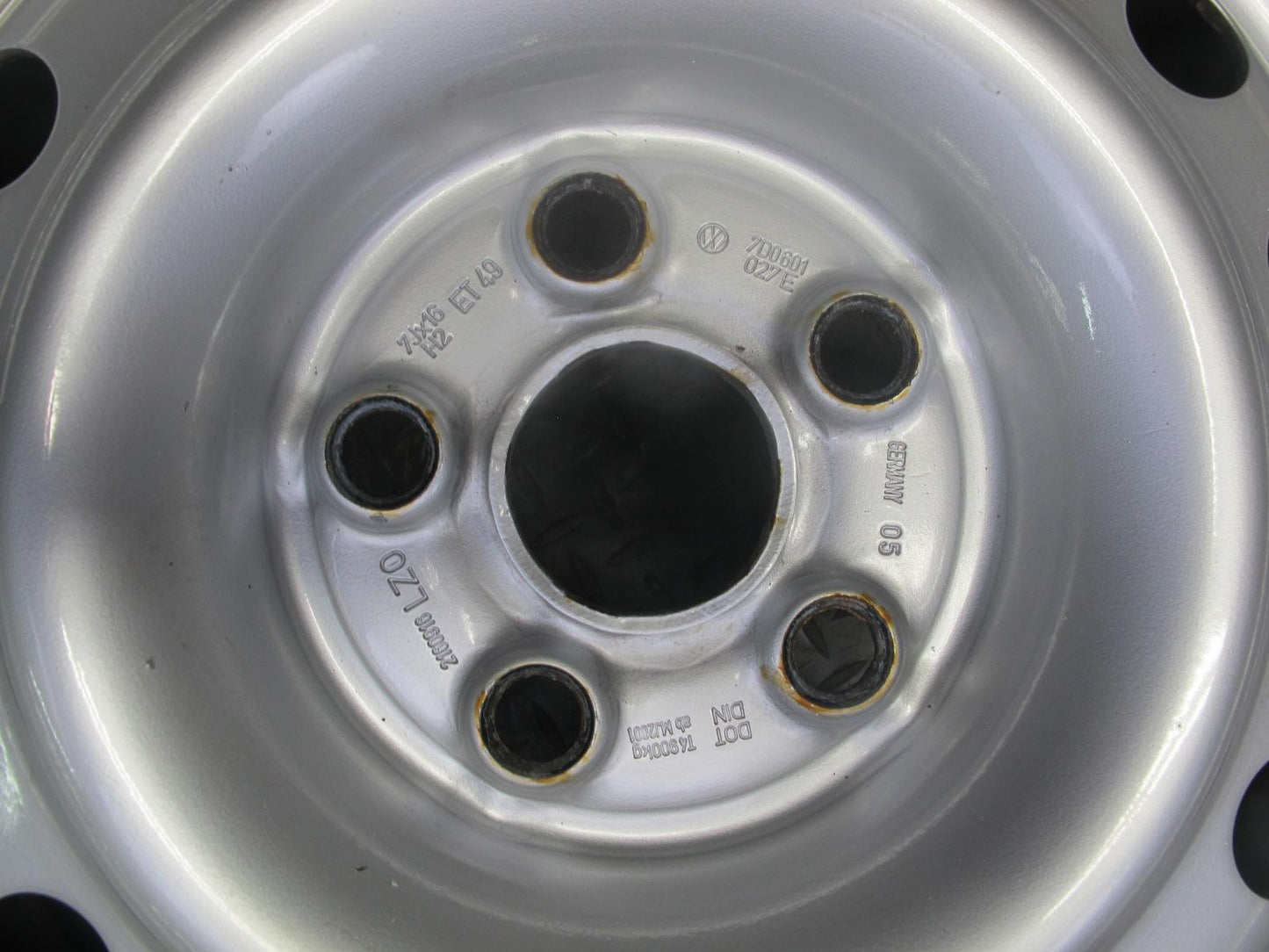 97-03 VW Eurovan T4 Factory R16" Steel Wheel Rim 16x7J ET49 5x112 7D0601027E OEM