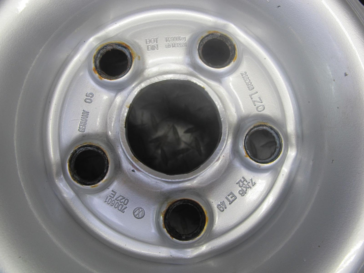 97-03 VW Eurovan T4 Factory R16" Steel Wheel Rim 16x7J ET49 5x112 7D0601027E OEM