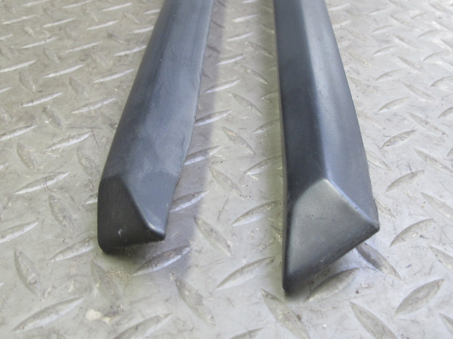 94-99 BMW E36 328iC Coupe Convertible Fender Door Rear Quarter Trim Molding Set