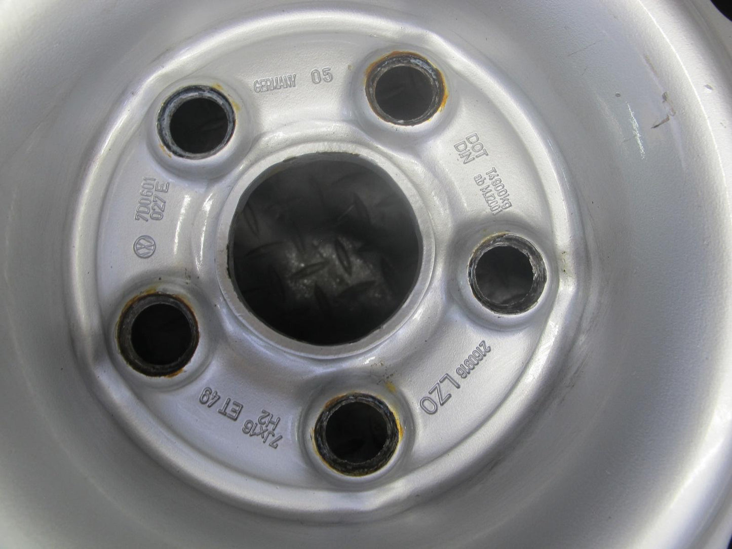 97-03 VW Eurovan T4 Factory R16" Steel Wheel Rim 16x7J ET49 5x112 7D0601027E OEM