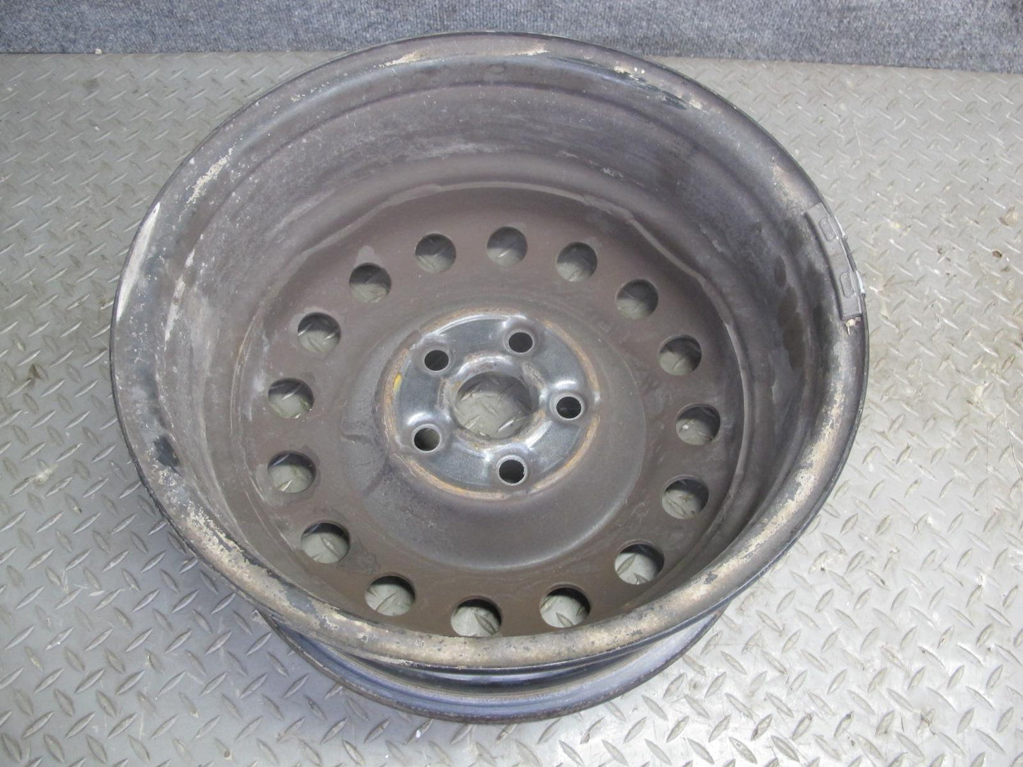 97-03 VW Eurovan T4 Factory R16" Steel Wheel Rim 16x7J ET49 5x112 7D0601027E OEM