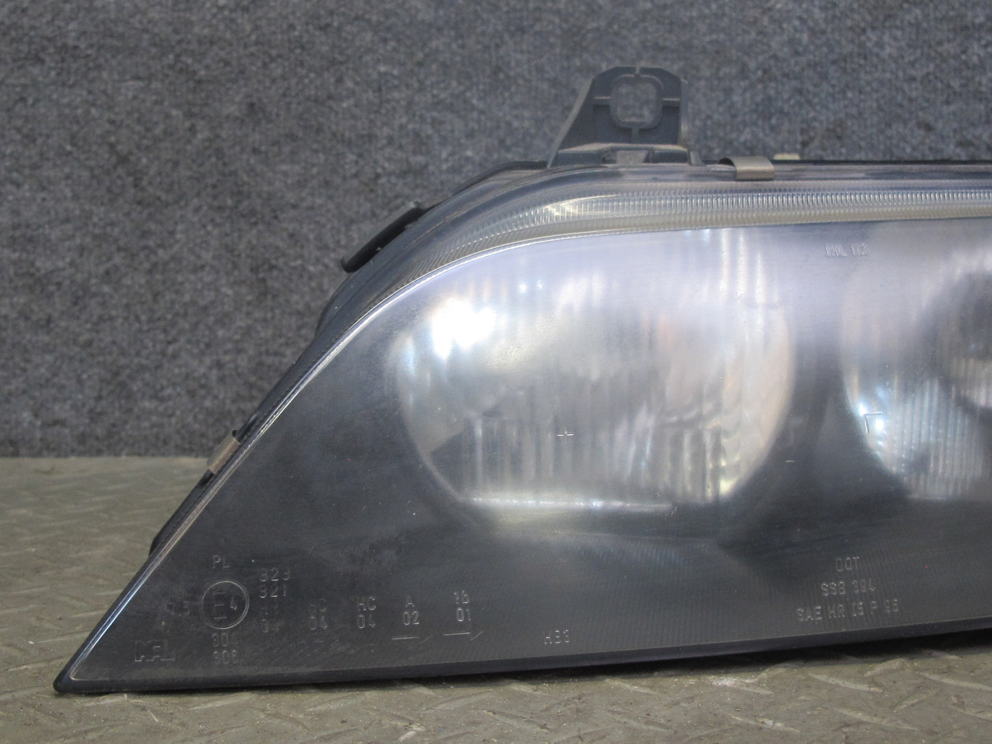 96-99 BMW E36/7 Z3 Front Left Driver Side Halogen Headlight Lamp OEM