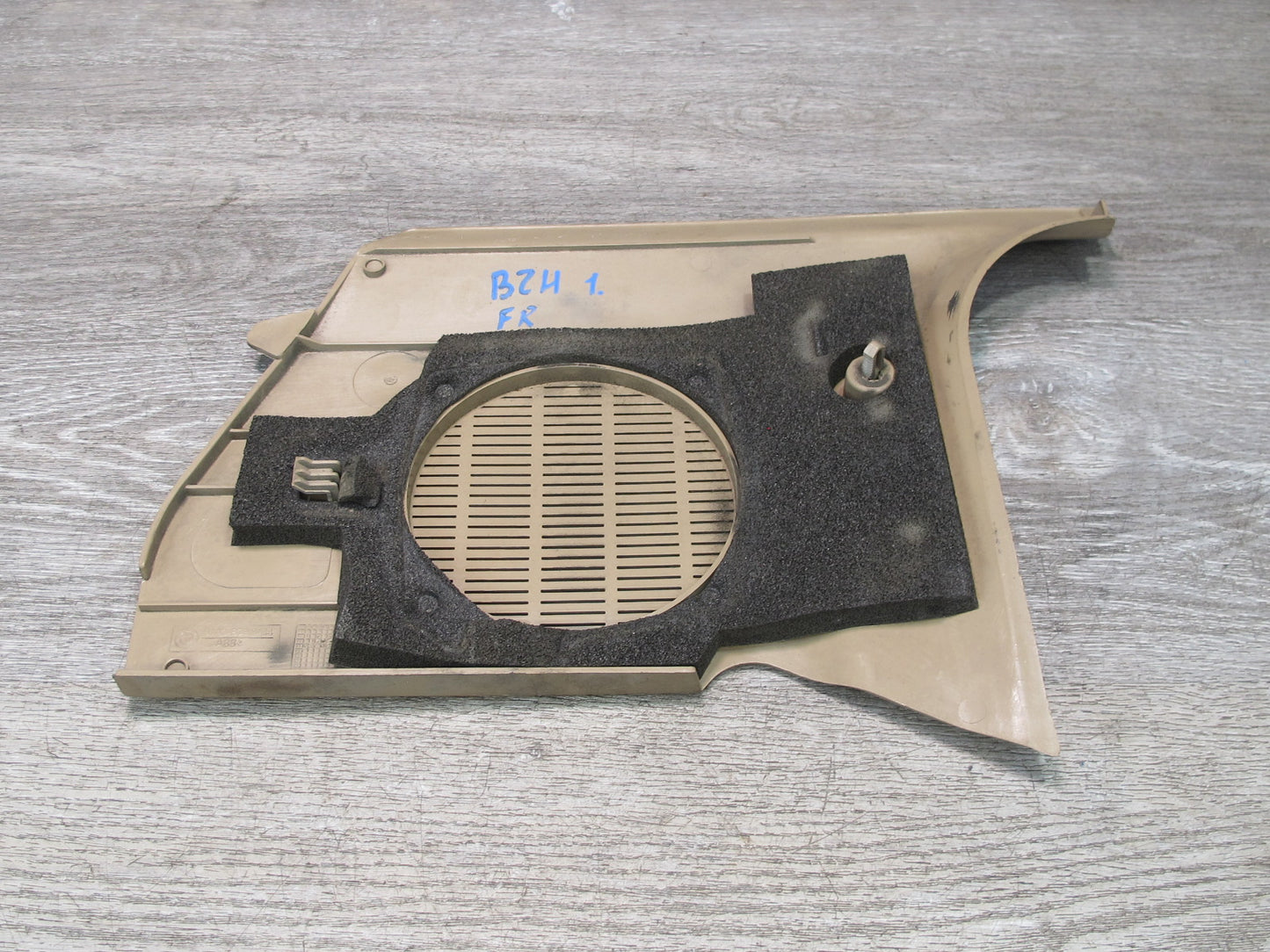 96-02 BMW E36/7 Z3 Right Passenger Side Kick Trim Speaker Cover Panel Beige OEM