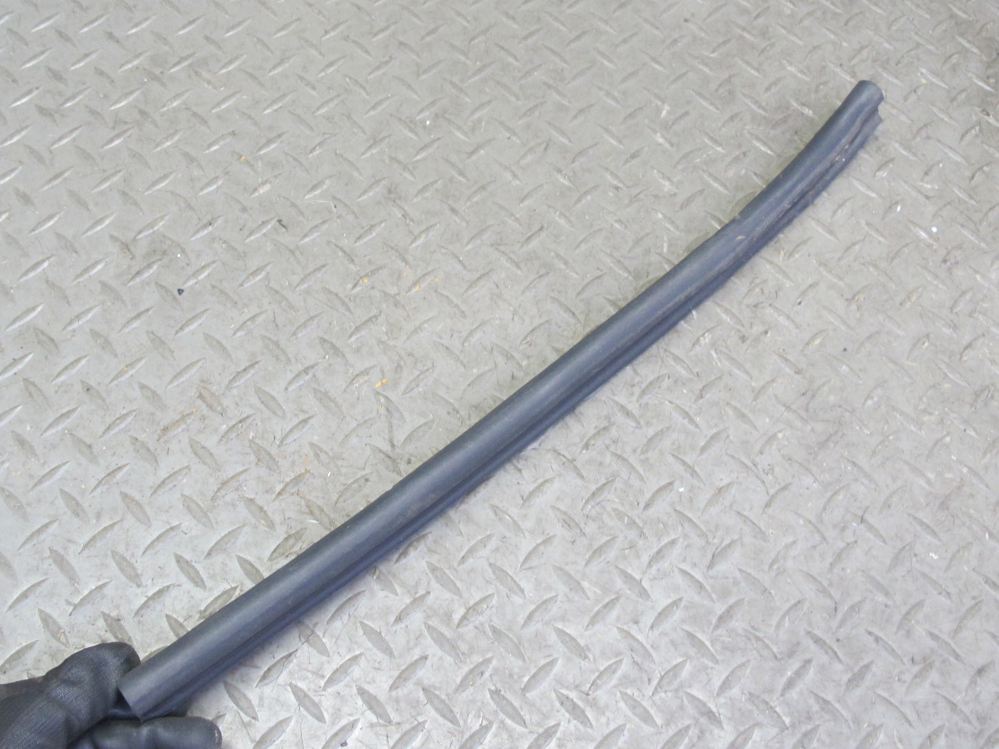 96-02 BMW E36/7 Z3 Set of 4 Front Hood Bonnet Weatherstrip Rubber Seal OEM