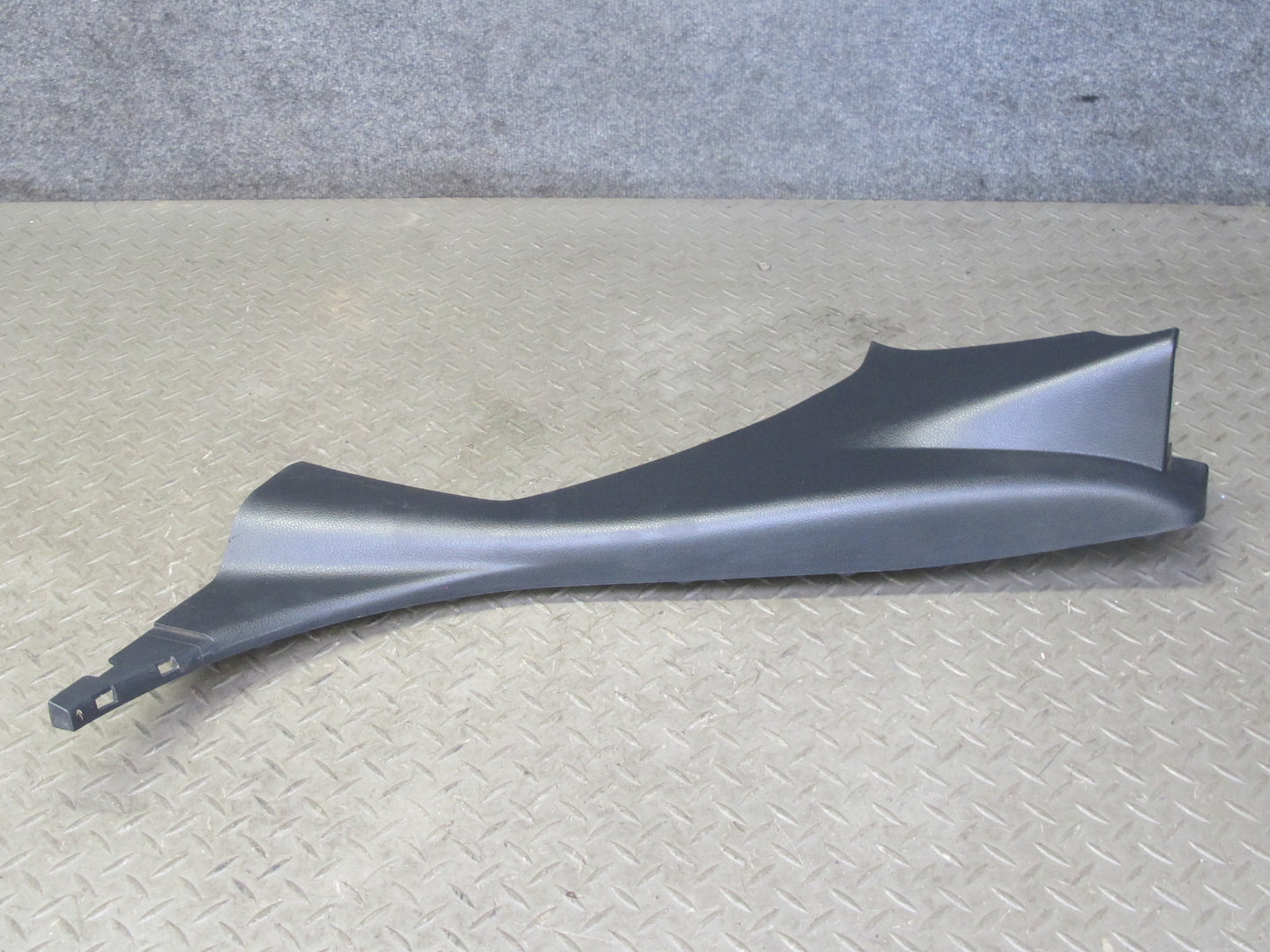 04-09 Nissan 350Z Z33 Convert Rear Left Right Lower B Pillar Trim Set Black OEM
