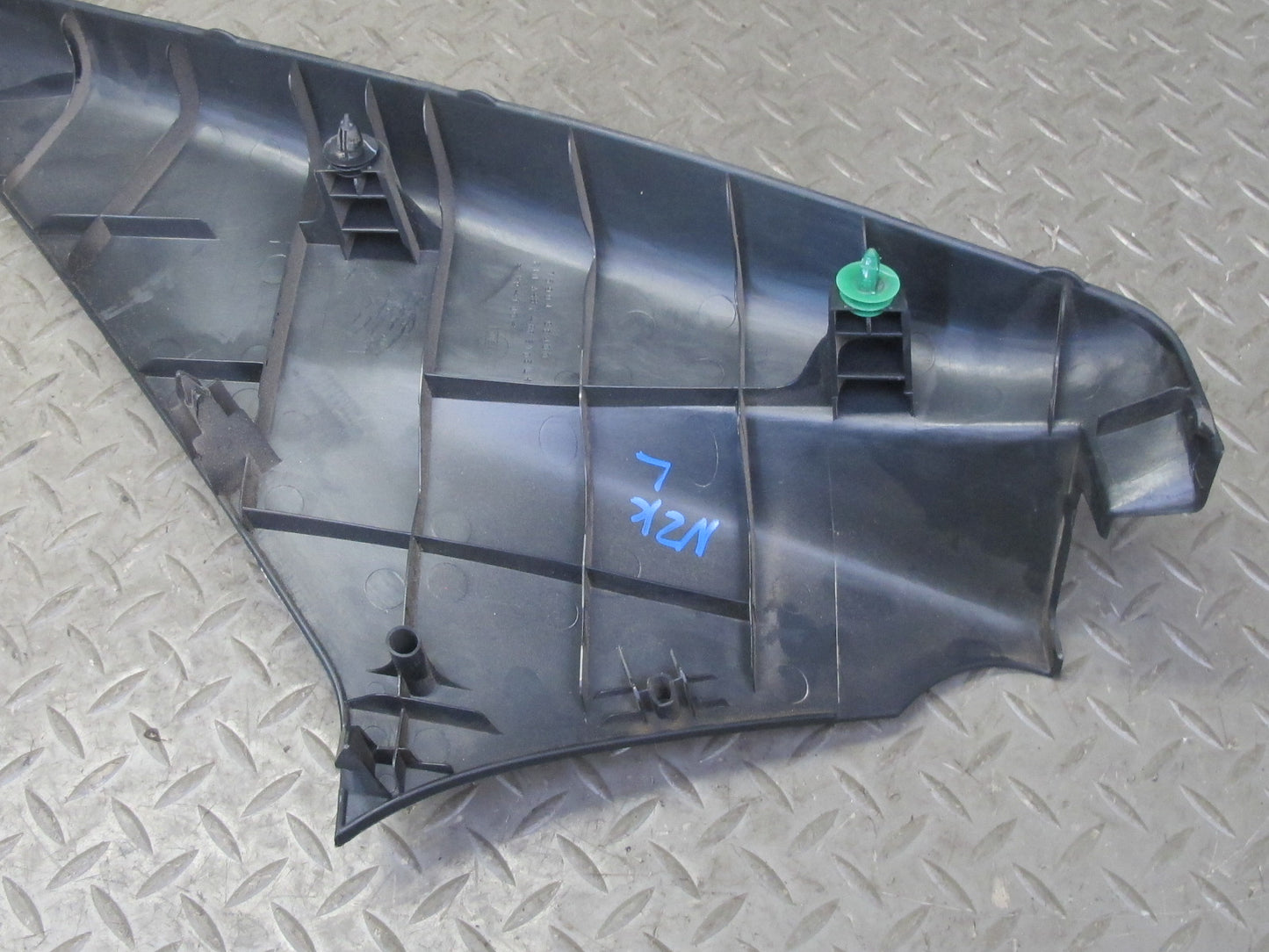 04-09 Nissan 350Z Z33 Convert Rear Left Right Lower B Pillar Trim Set Black OEM