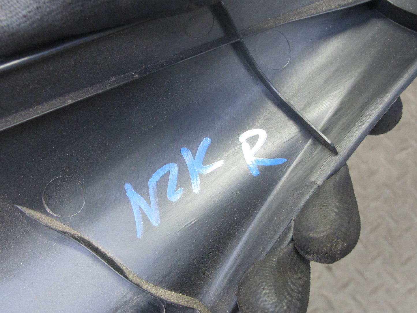 04-09 Nissan 350Z Z33 Convert Rear Left Right Lower B Pillar Trim Set Black OEM