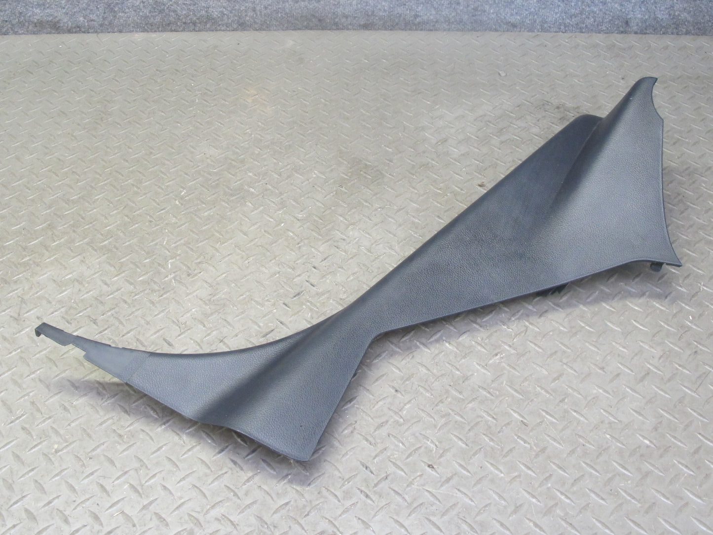 04-09 Nissan 350Z Z33 Convert Rear Left Right Lower B Pillar Trim Set Black OEM