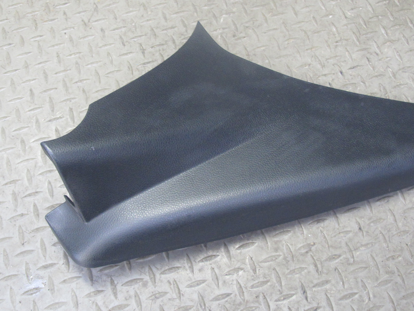 04-09 Nissan 350Z Z33 Convert Rear Left Right Lower B Pillar Trim Set Black OEM