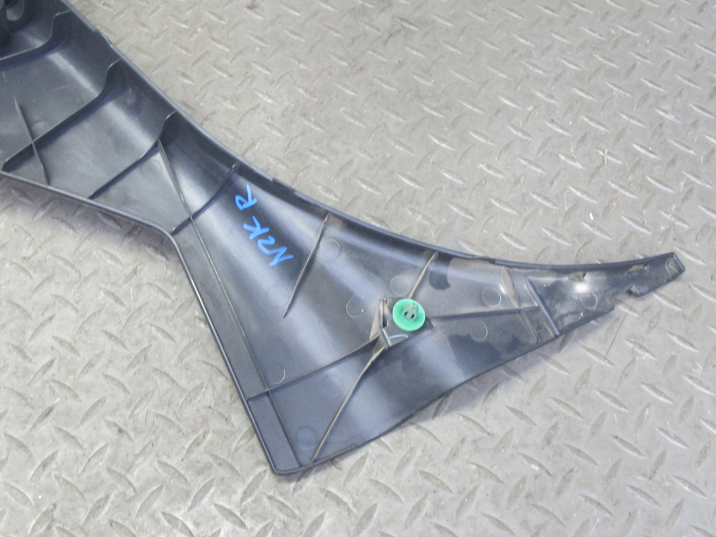 04-09 Nissan 350Z Z33 Convert Rear Left Right Lower B Pillar Trim Set Black OEM