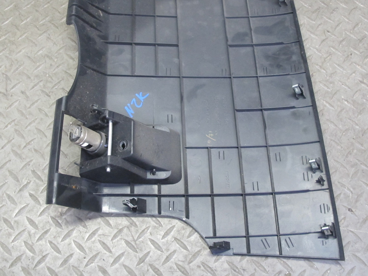 07-09 Nissan 350Z Z33 Dash Right Lower Knee Trim Cover Panel Black OEM