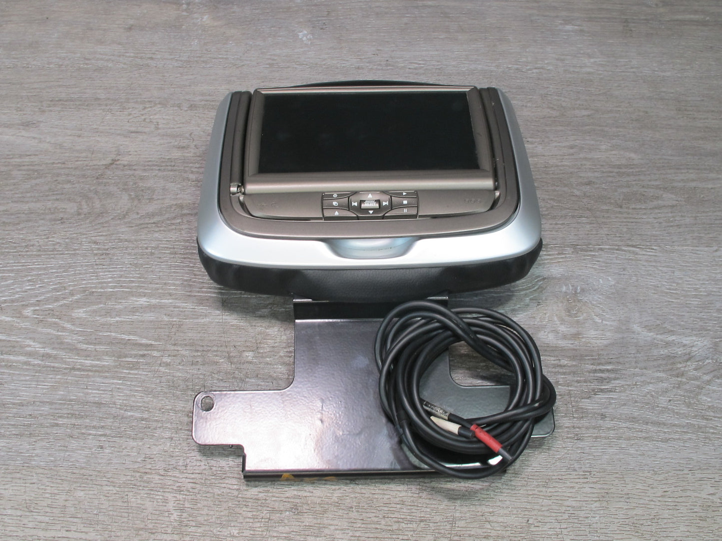 2010-2013 BMW E71 E72 X6 Left & Right Headrest Multimedia Display Screen Set