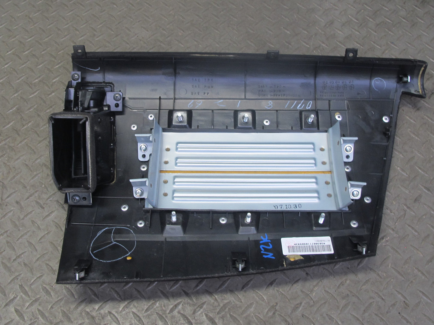 04-09 Nissan 350Z Z33 Conv Dashboard Dash Right Upper Trim Cover Panel Black OEM