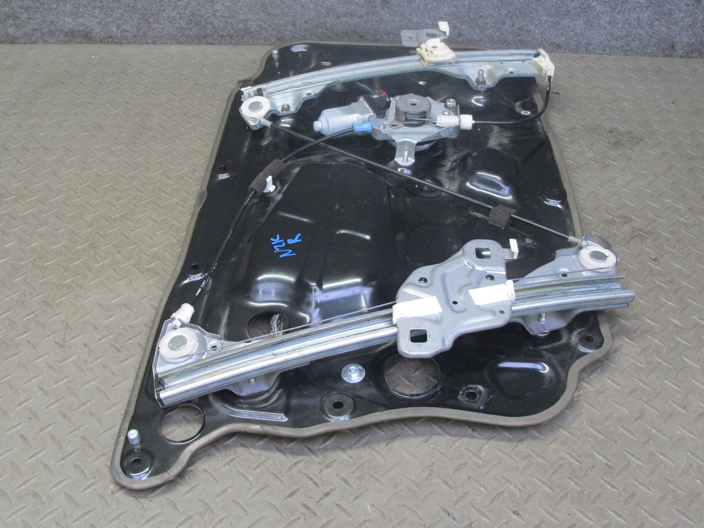 04-09 Nissan 350Z Z33 Conv Right Door Window Regulator w Motor & Mount Panel OEM