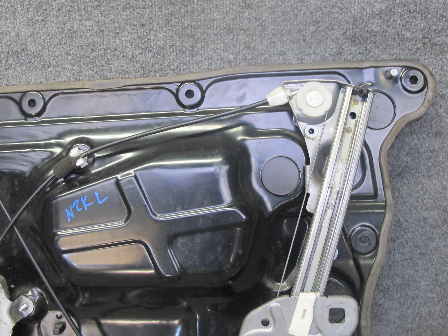 04-09 Nissan 350Z Z33 Conv Left Door Window Regulator w Motor & Mount Panel OEM