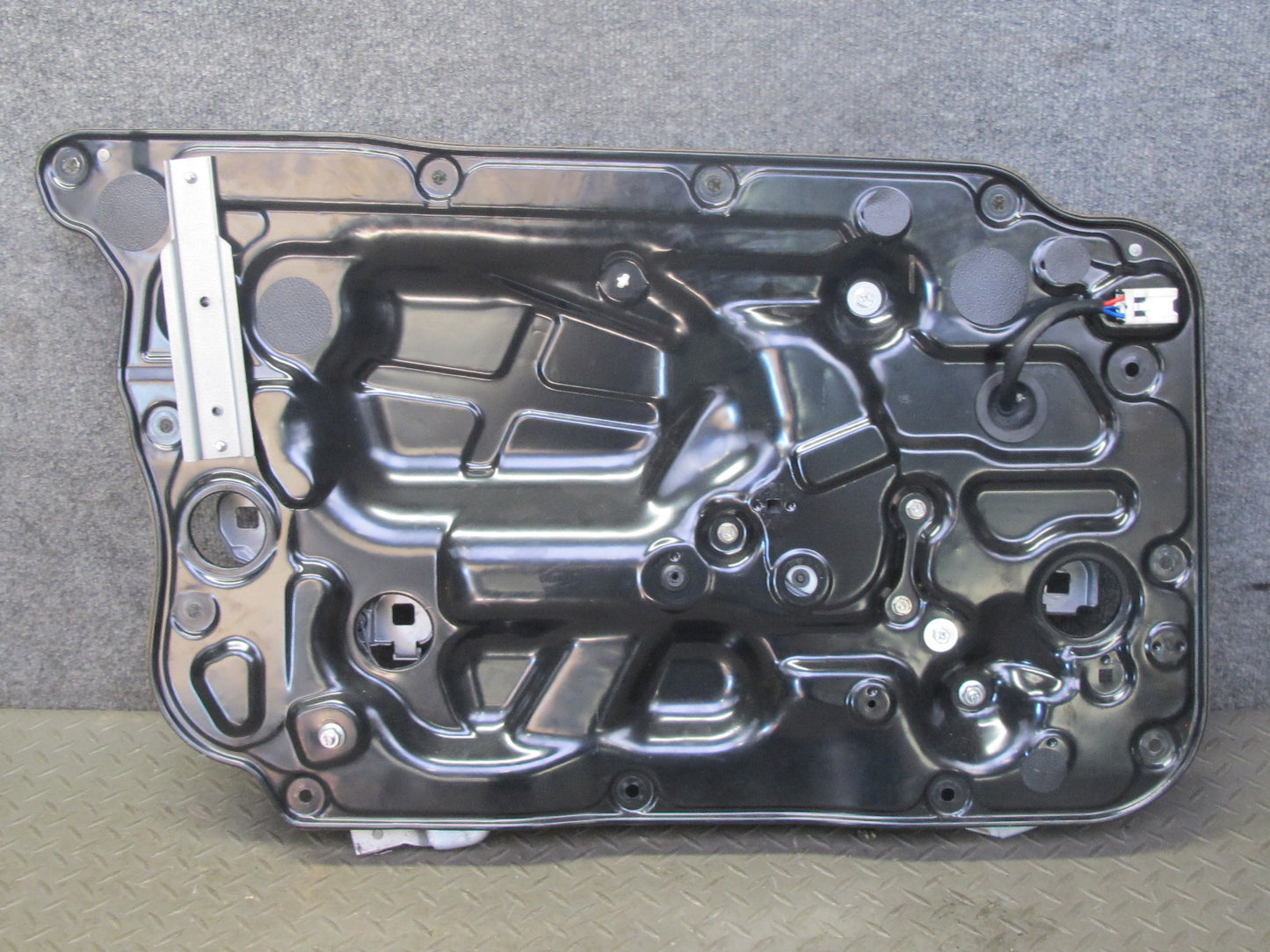 04-09 Nissan 350Z Z33 Conv Left Door Window Regulator w Motor & Mount Panel OEM