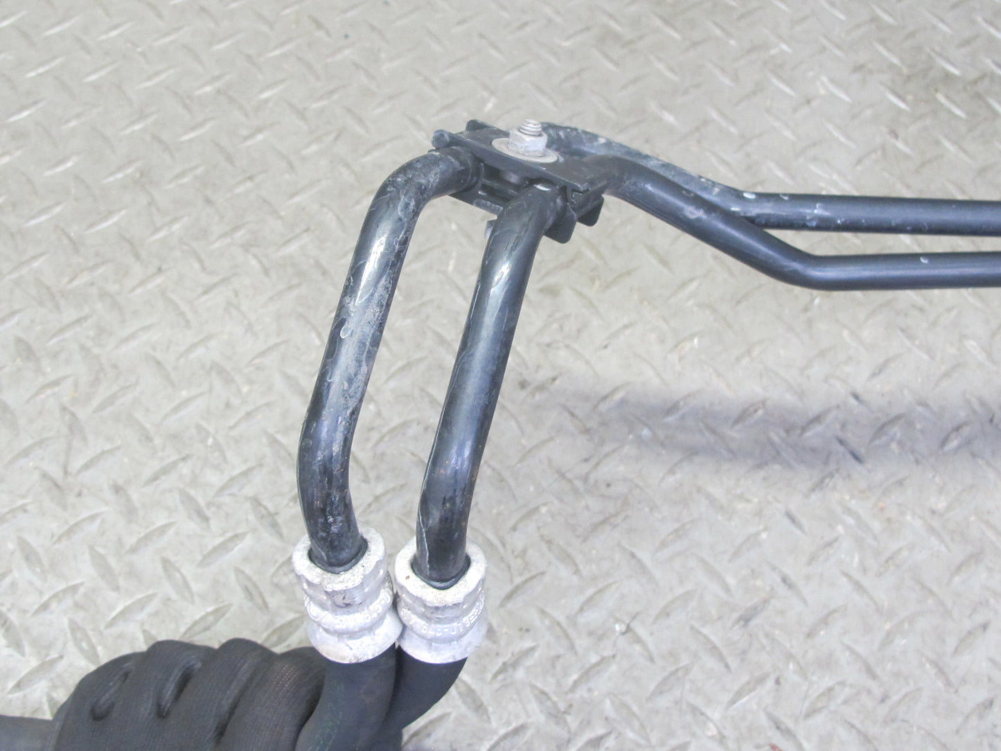 07-08 BMW E86 E85 Z4 N52 3.0L Transmission Oil Cooler Hose Pipe Line Set OEM