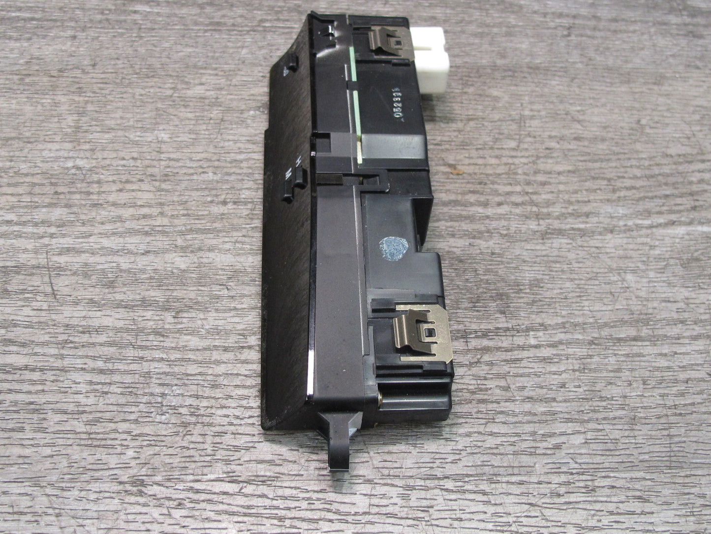 98-05 Lexus JZS160L GS400 GS430 GS300 Dash Digital Clock 83910-30580 OEM