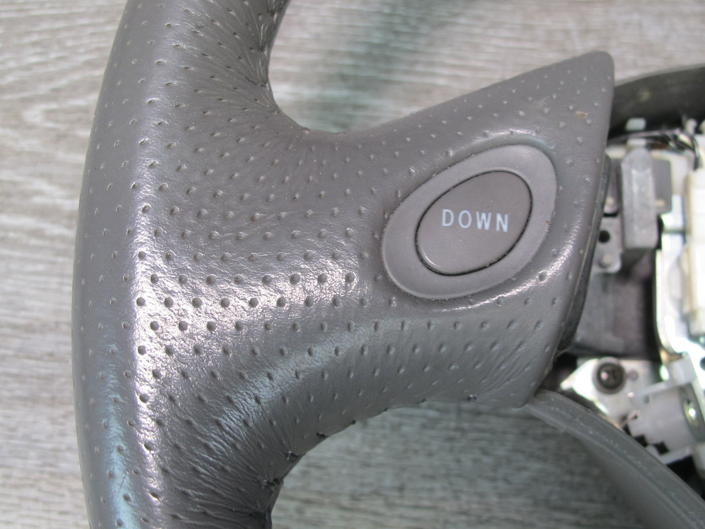 01-05 Lexus GS300 Leather Steering w Cruise Control & Shifters Charcoal 83K OEM