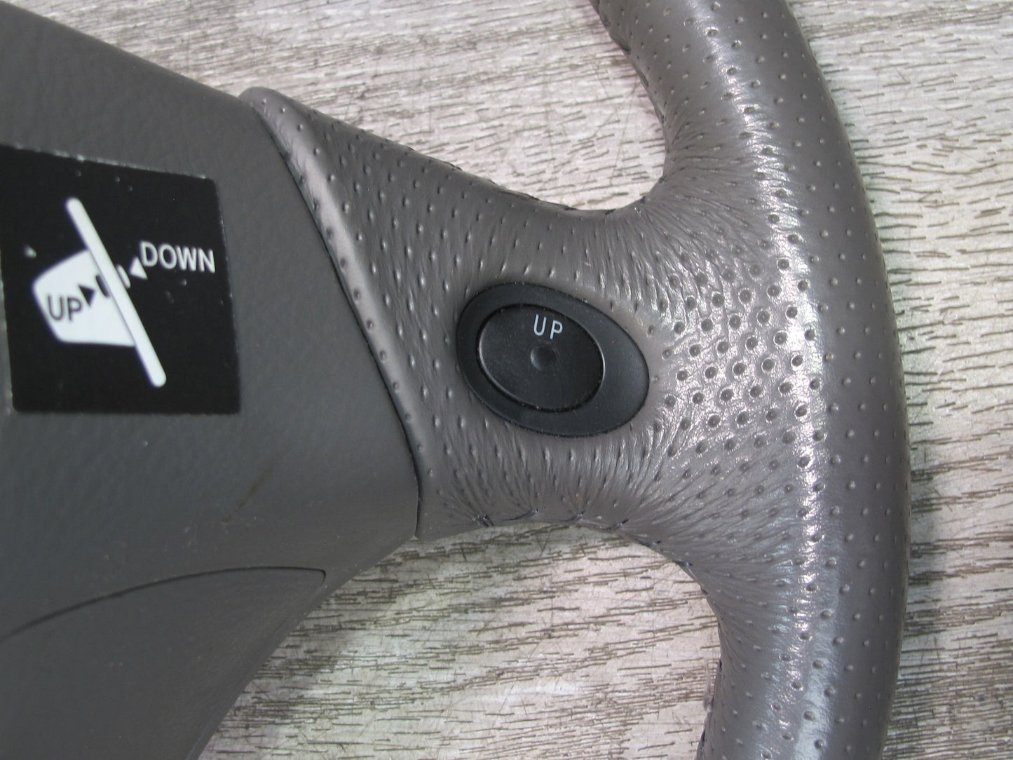 01-05 Lexus GS300 Leather Steering w Cruise Control & Shifters Charcoal 83K OEM