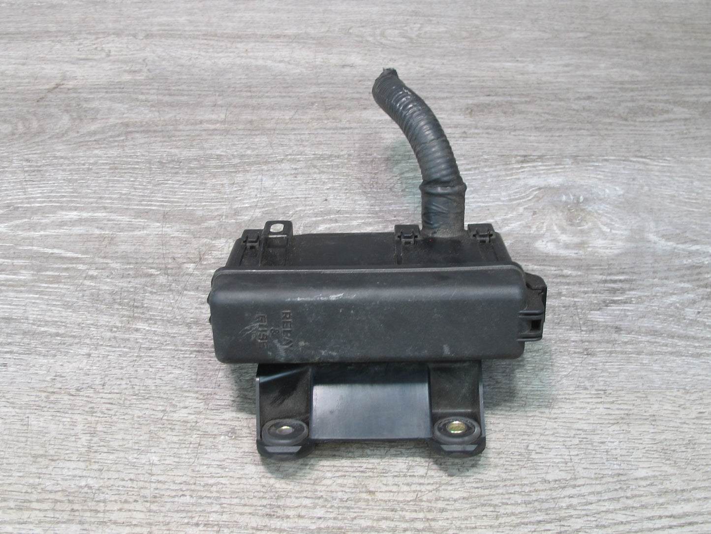01-05 Lexus JZS160L GS430 GS300 Underhood Fuse Relay Box 3138XA2 OEM