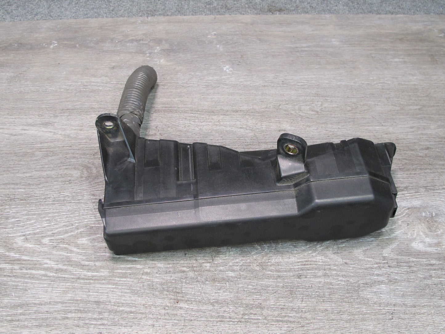 98-05 Lexus GS400 GS430 GS300 Underhood Engine Bay Fuse Relay Box Module OEM