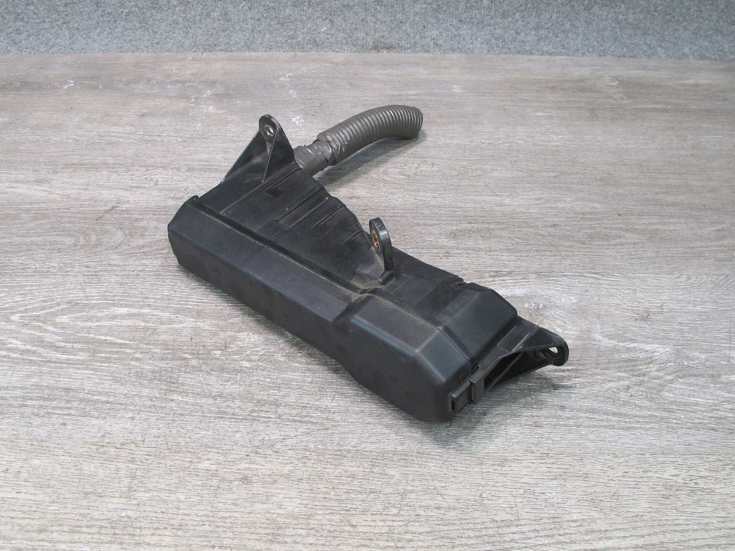 98-05 Lexus GS400 GS430 GS300 Underhood Engine Bay Fuse Relay Box Module OEM