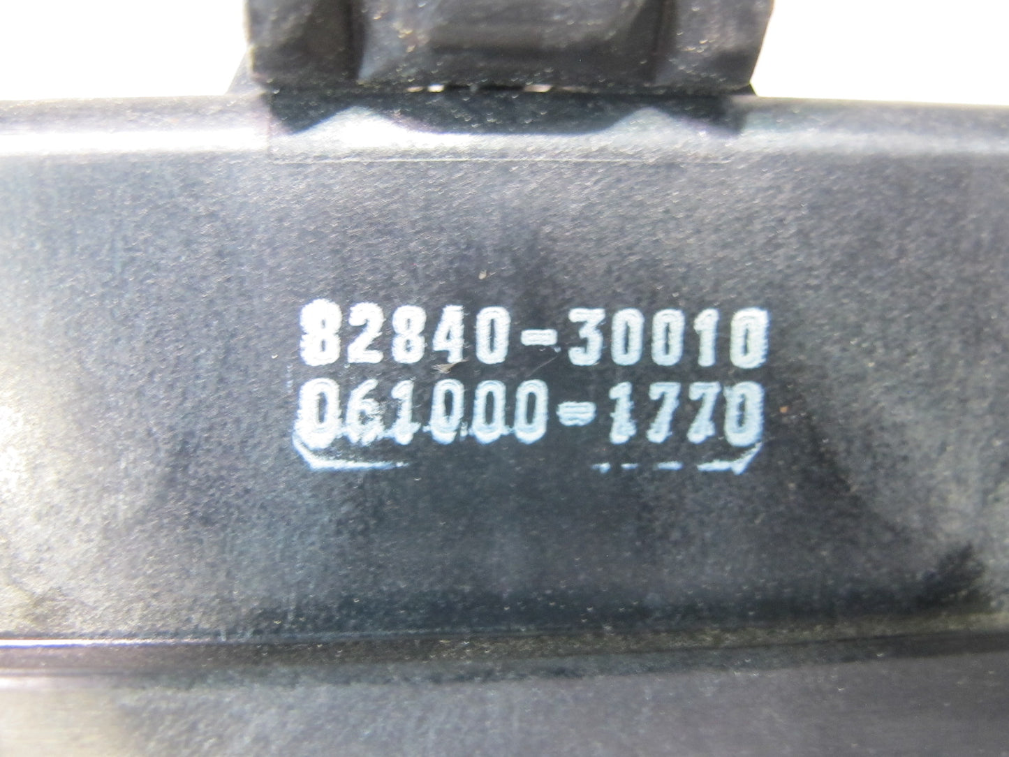 98-05 Lexus JZS160L GS400 GS430 GS300 Running Light Relay Module 82841-24010 OEM