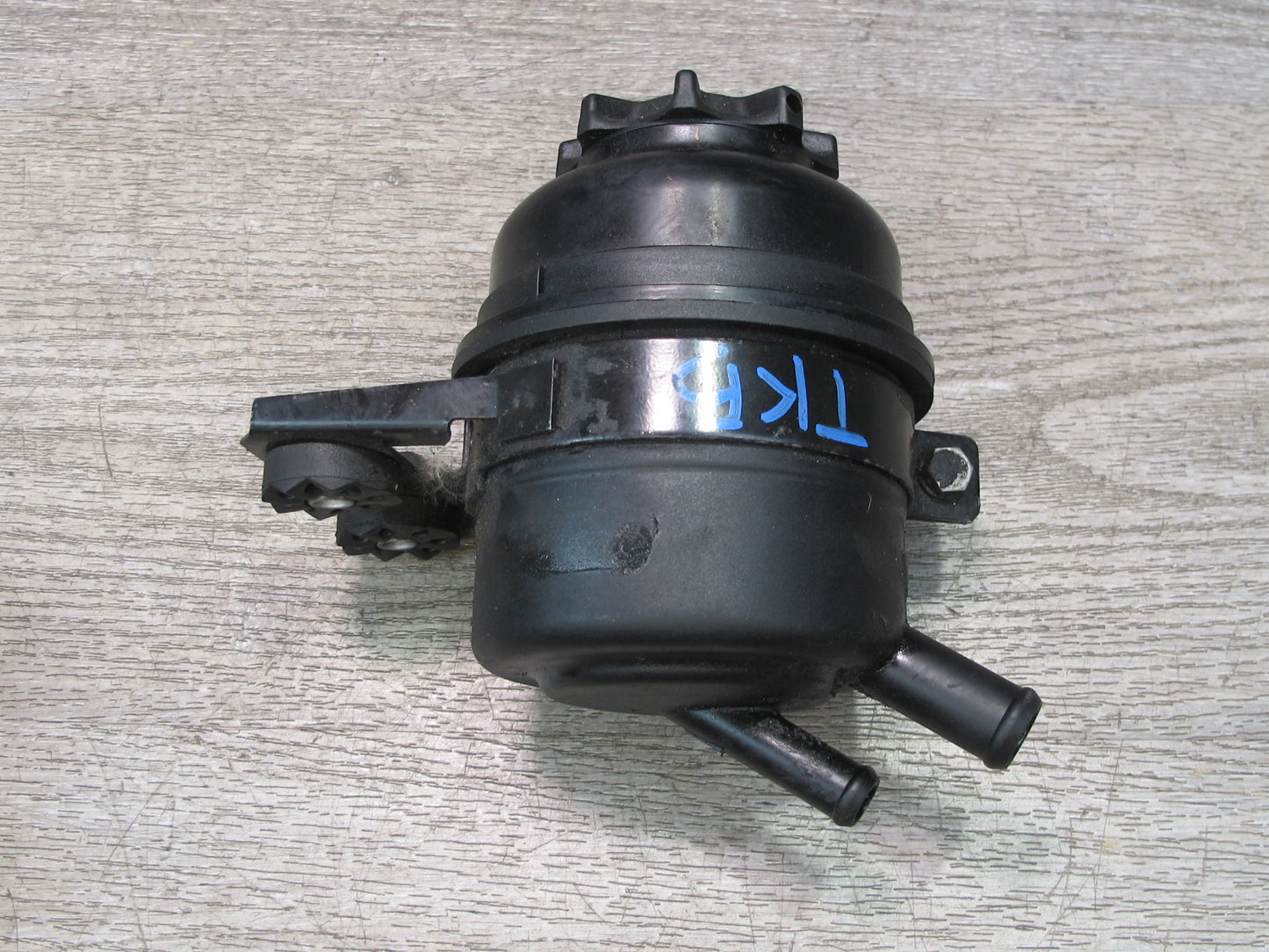 2008-2013 BMW E90 E92 E93 M3 328i 335i Power Steering Reservoir Bottle Tank
