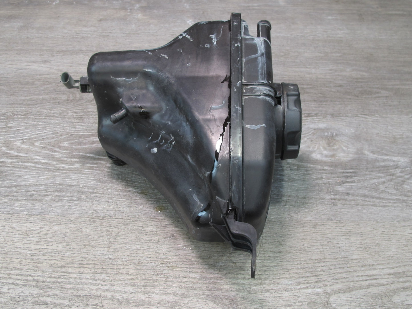 2008-2013 BMW E90 E92 E93 M3 Engine Coolant Expansion Overflow Reservoir Tank