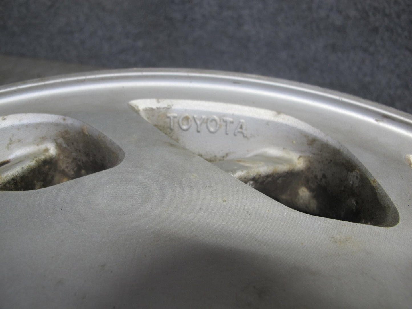 86-90 Toyota Supra MK3 Factory Right R16 16" Alloy Wheel Rim 16x7J ET37 OEM