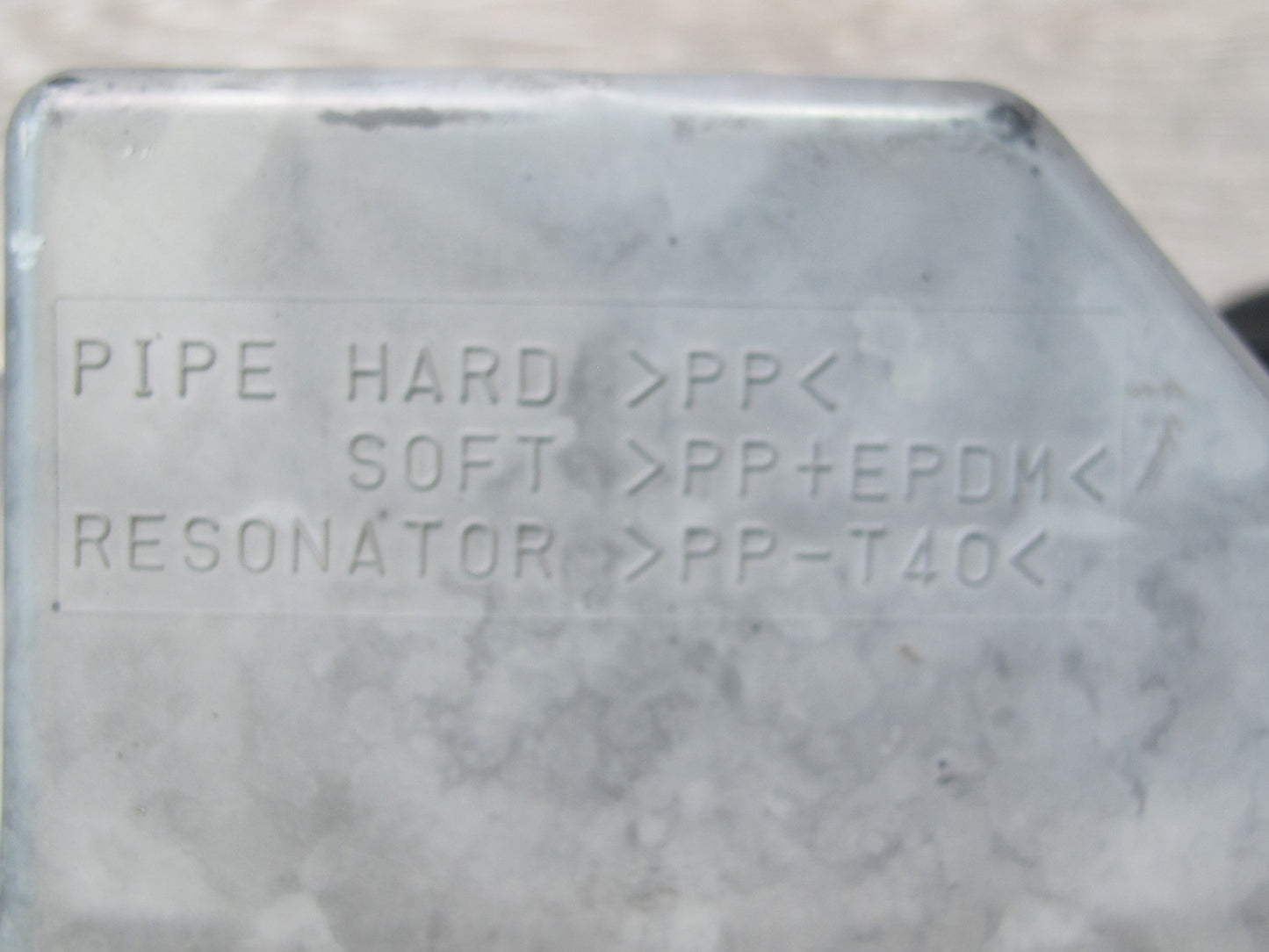 01-05 Lexus JZS160L GS300 Air Intake Resonator Tube 17860-46142 OEM