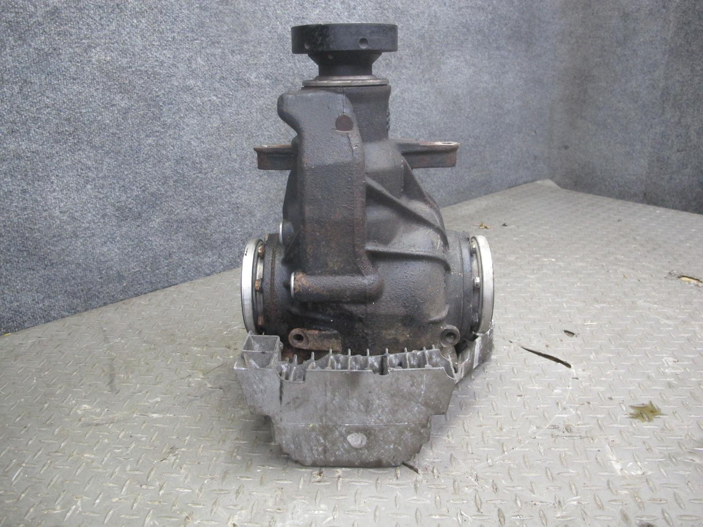 2008-2013 BMW E90 E92 E93 M3 MT Rear Differential Carrier LSD 3.85 Ratio 2283005
