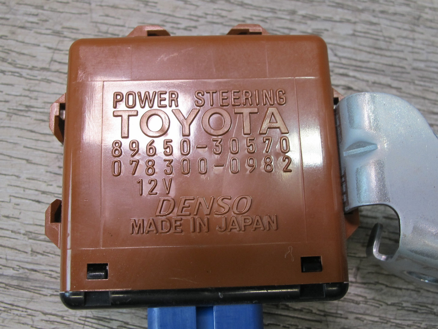 98-02 Lexus JZS160L GS300 GS430 Power Steering Control Module 89650-30570 OEM