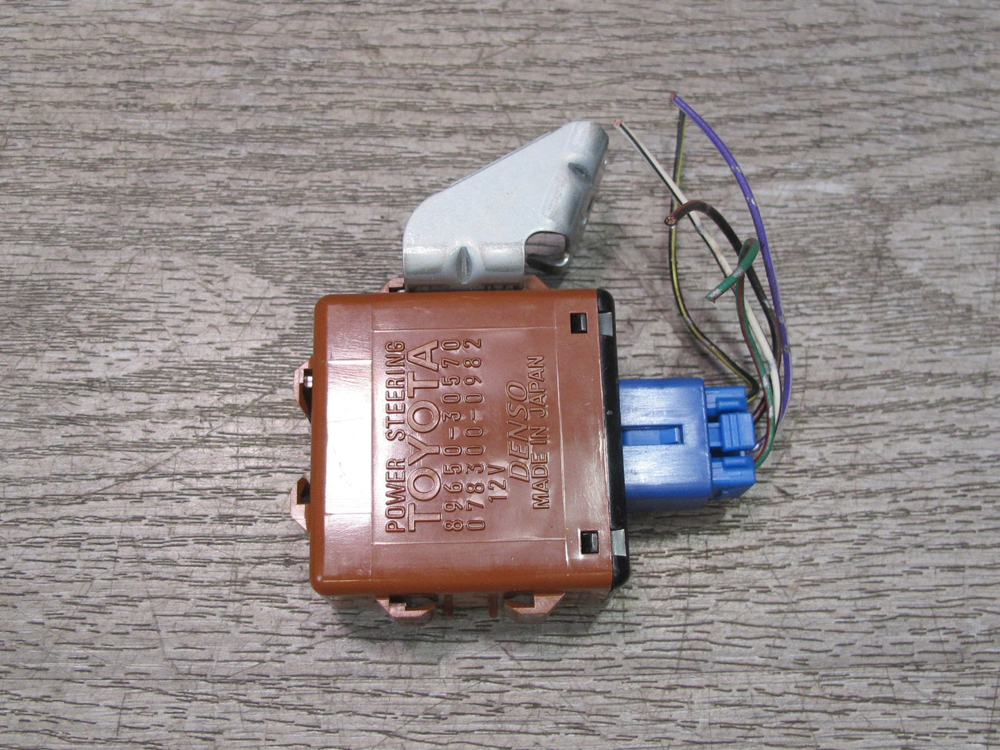 98-02 Lexus JZS160L GS300 GS430 Power Steering Control Module 89650-30570 OEM