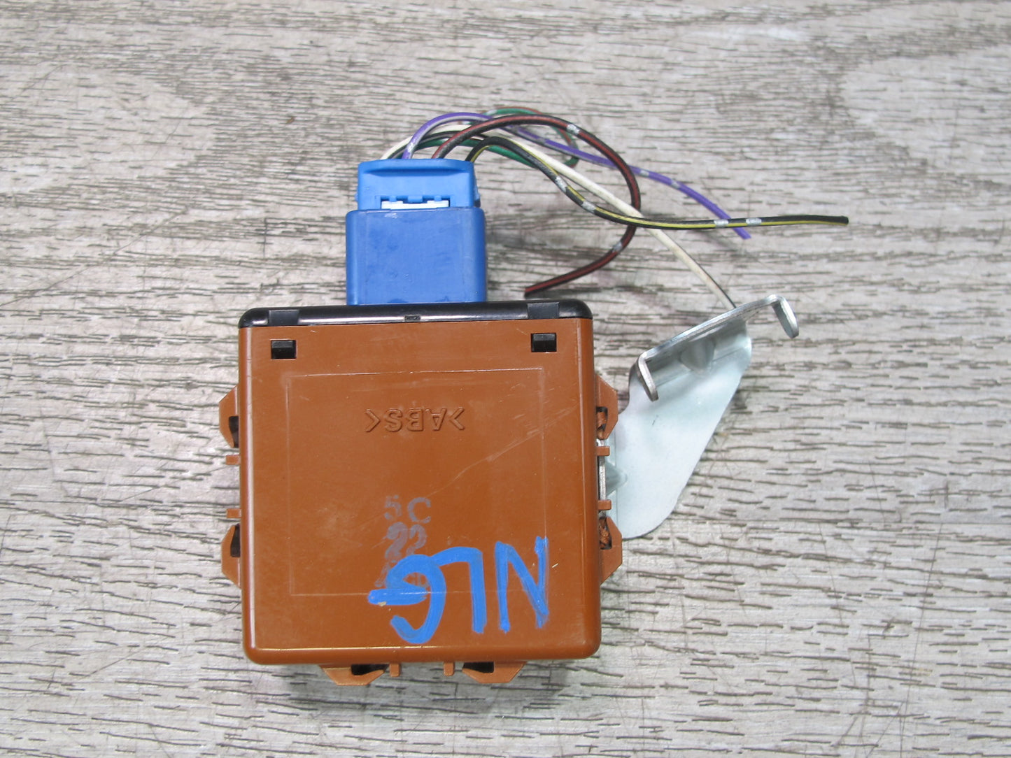 98-02 Lexus JZS160L GS300 GS430 Power Steering Control Module 89650-30570 OEM