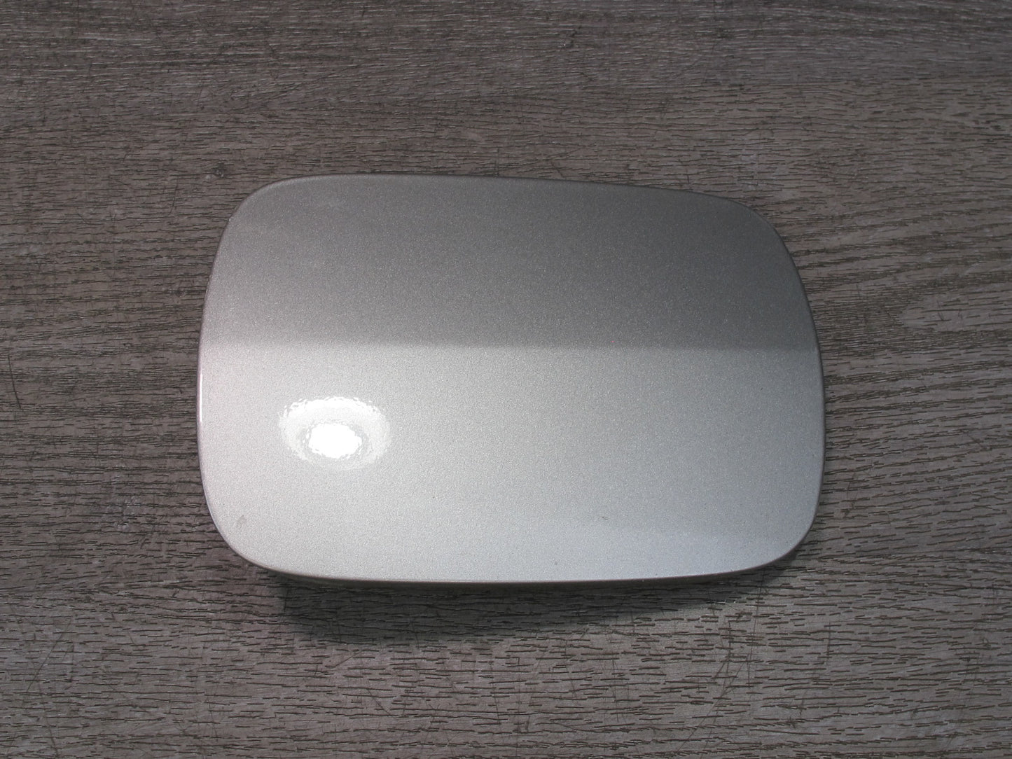 98-05 Lexus JZS160L GS400 GS430 GS300 Fuel Tank Filler Door Lid Cover Silver OEM