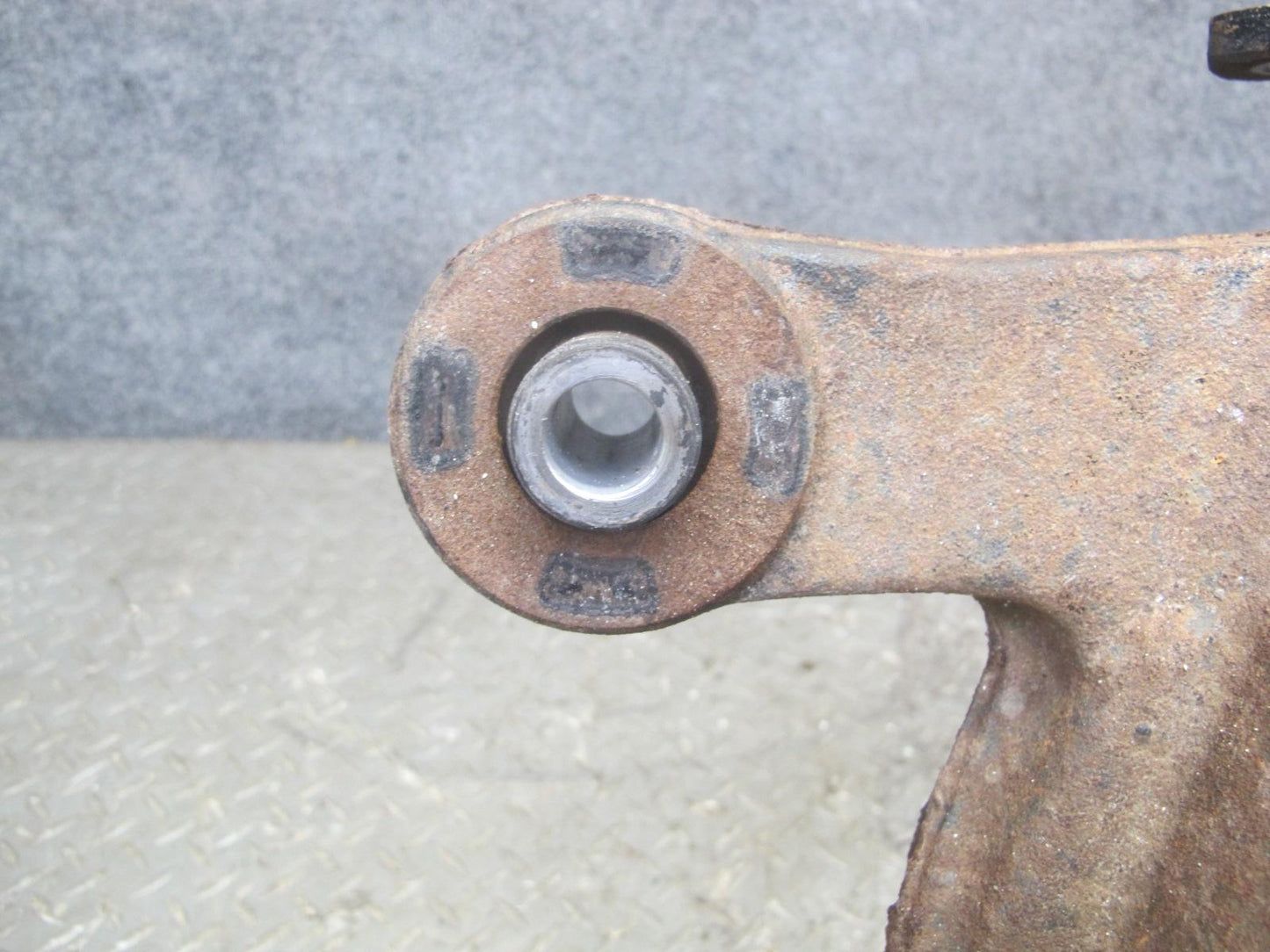 98-05 Lexus JZS160L GS300 RWD Rear Differential Carrier 3.92 Ratio 83K Miles OEM