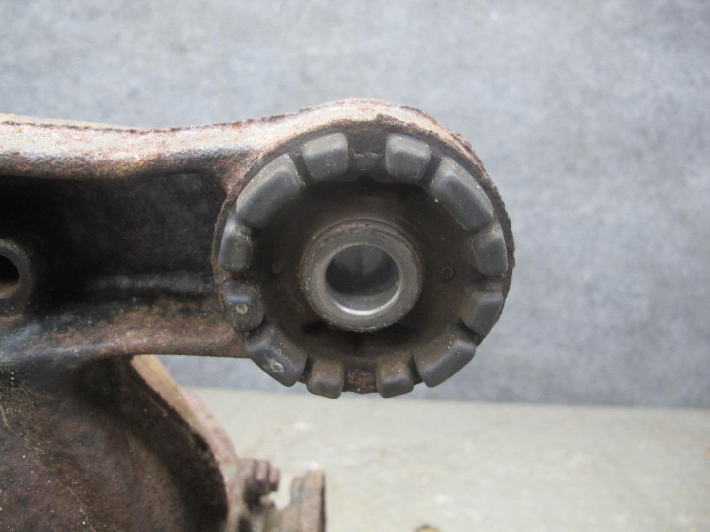 98-05 Lexus JZS160L GS300 RWD Rear Differential Carrier 3.92 Ratio 83K Miles OEM