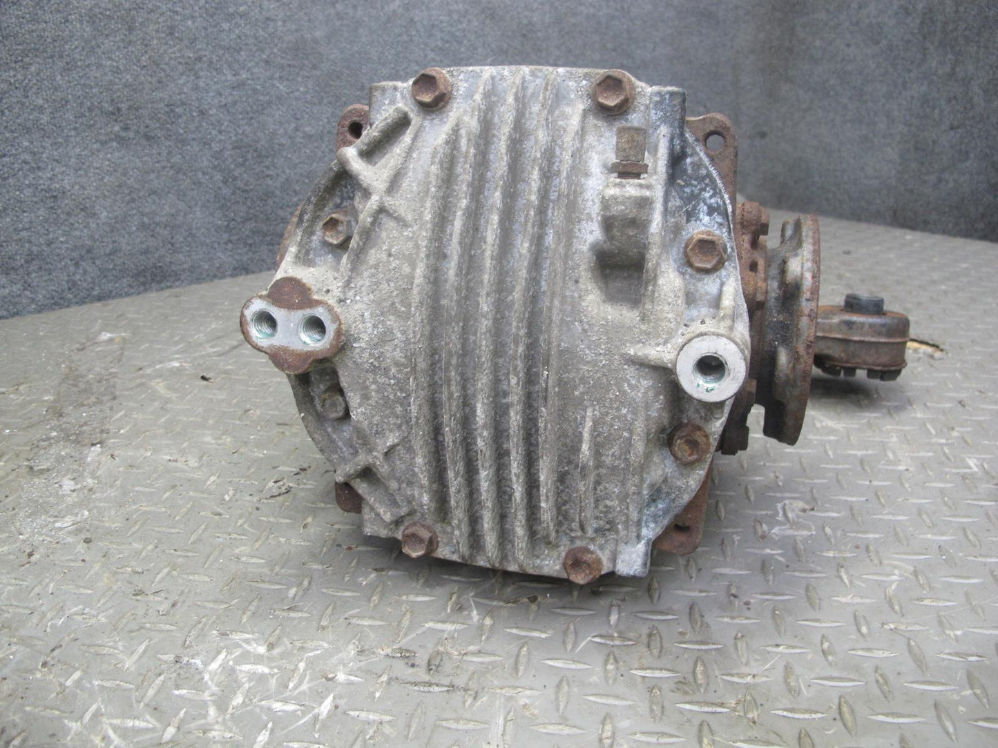 98-05 Lexus JZS160L GS300 RWD Rear Differential Carrier 3.92 Ratio 83K Miles OEM