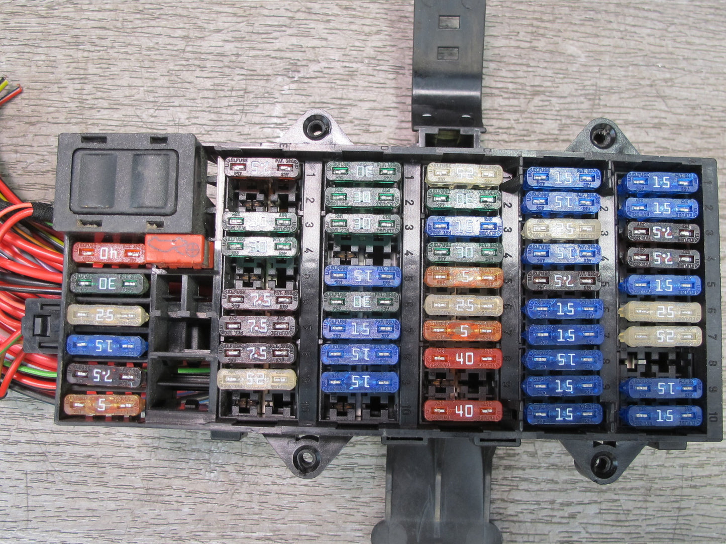 2000-2004 Porsche Boxster 986 Fuse Relay Junction Box Module Unit