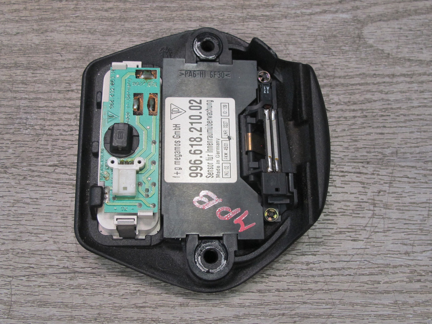 1999-2004 Porsche Boxster 986 Upper Overhead Dome Light Switch Roof Lamp