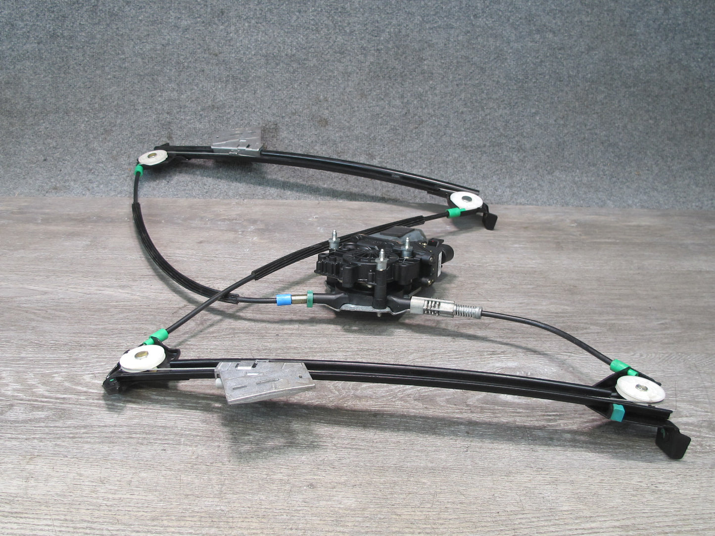 1997-2004 Porsche Boxster 986 Left Driver Side Door Window Regulator W/ Motor