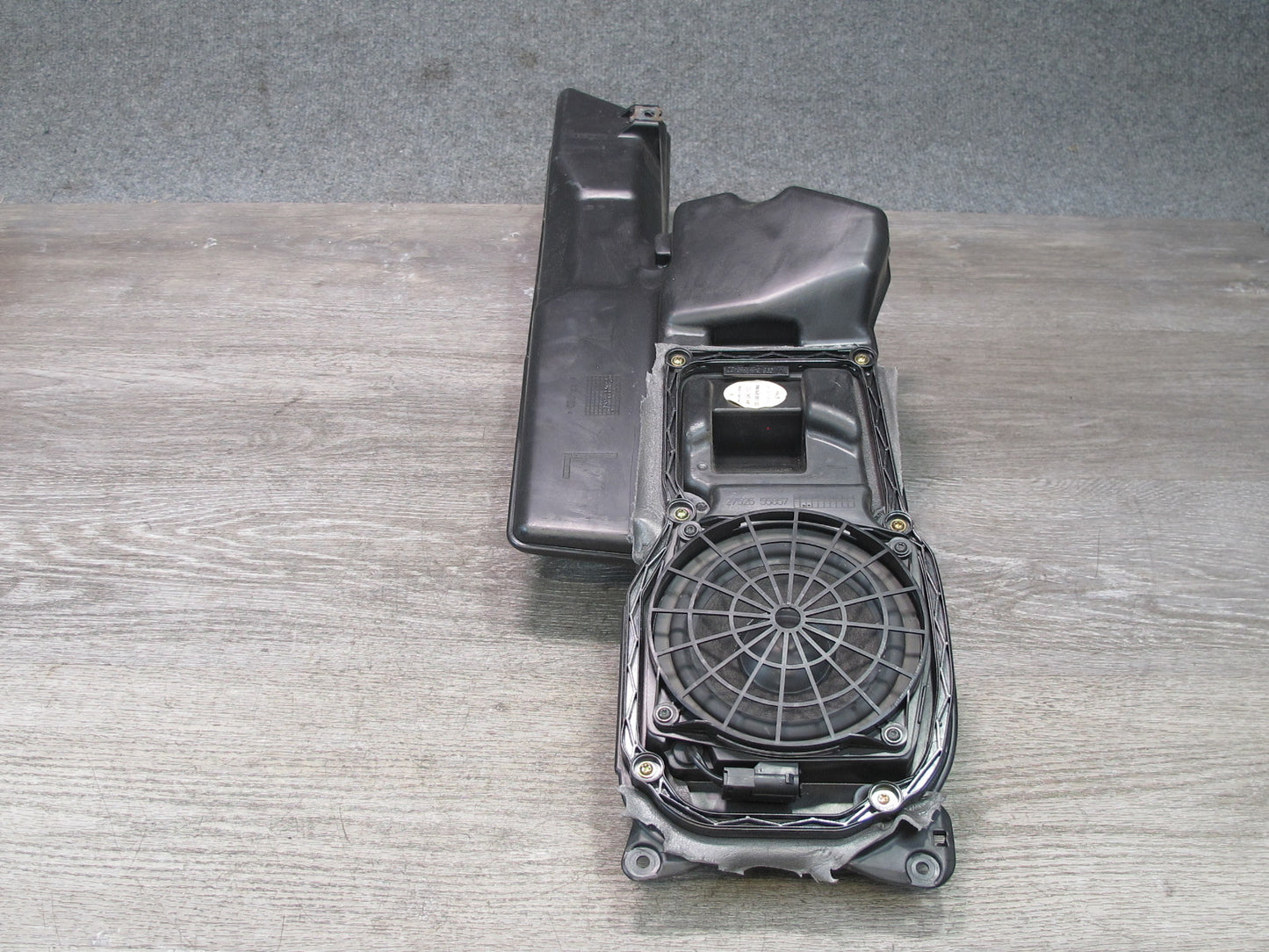 2001-2002 Porsche Boxster 986 Front Left & Right Door Woofer Speaker Haes Set