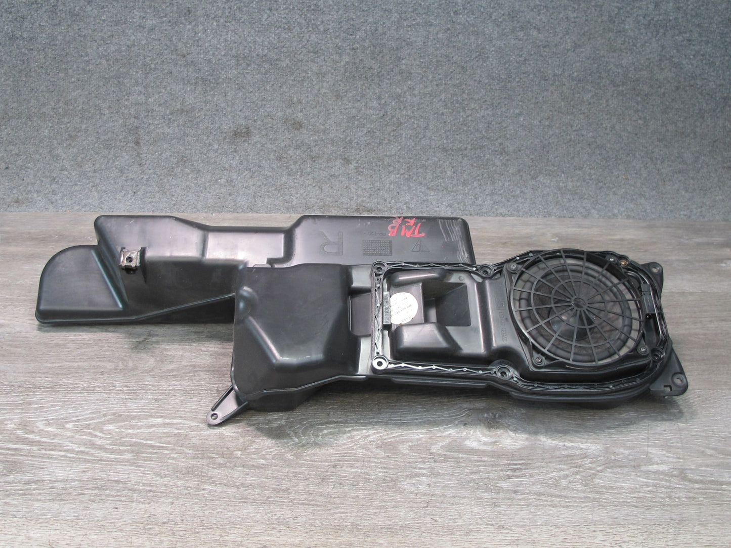 2001-2002 Porsche Boxster 986 Front Left & Right Door Woofer Speaker Haes Set