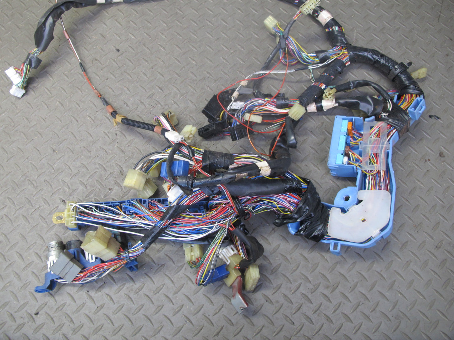 89-90 Toyota Supra MA70L 7MGE M/T Engine Bay & Body Interior Wiring Harness OEM