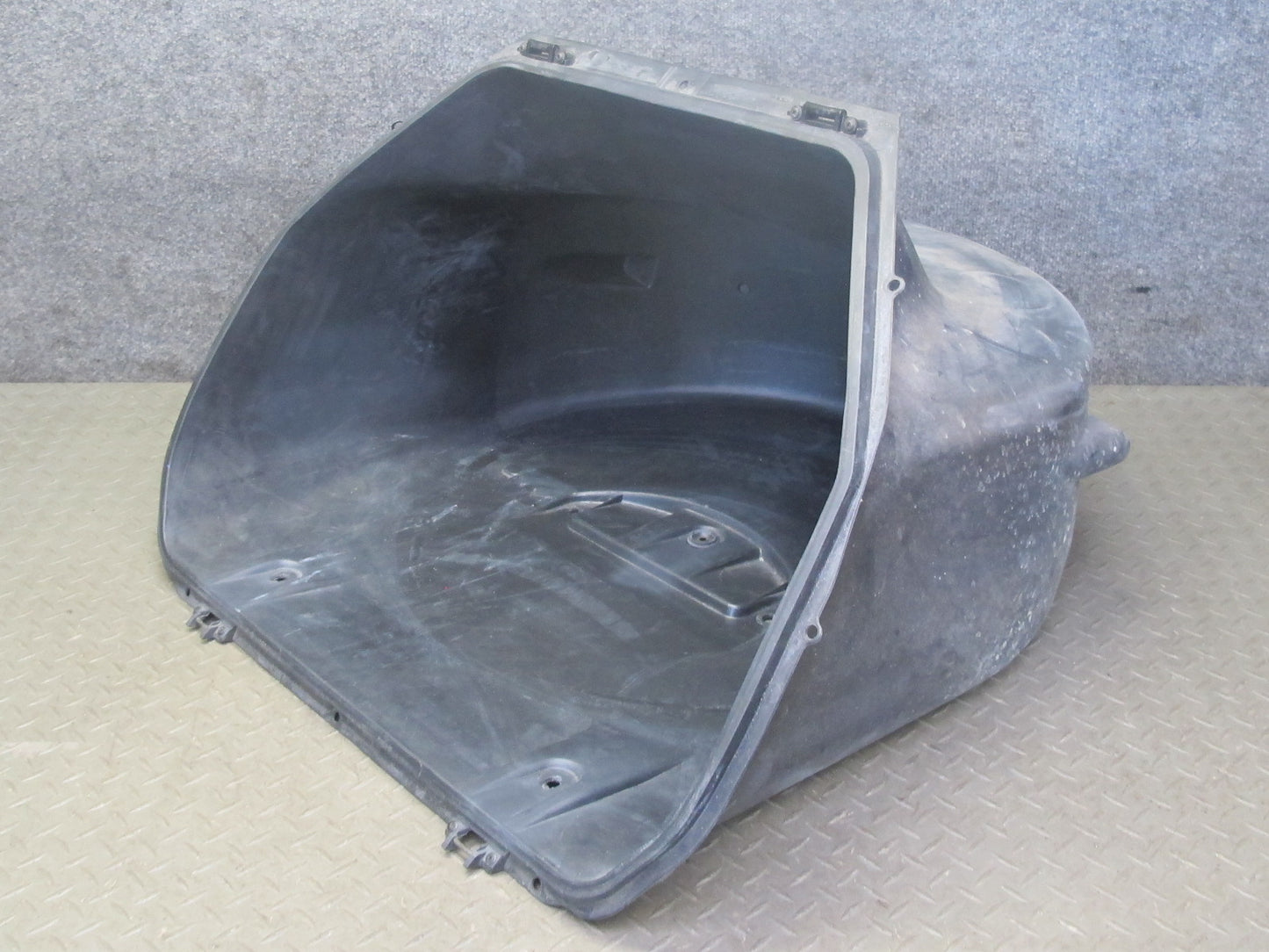00-05 Toyota MR2 Spyder ZZW30L Spare Tire Wheel Holder 75201-17011 OEM