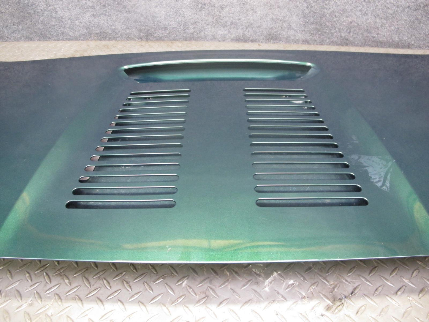 00-05 Toyota MR2 Spyder ZZW30L Rear Trunk Deck Lid Shell Panel Green OEM