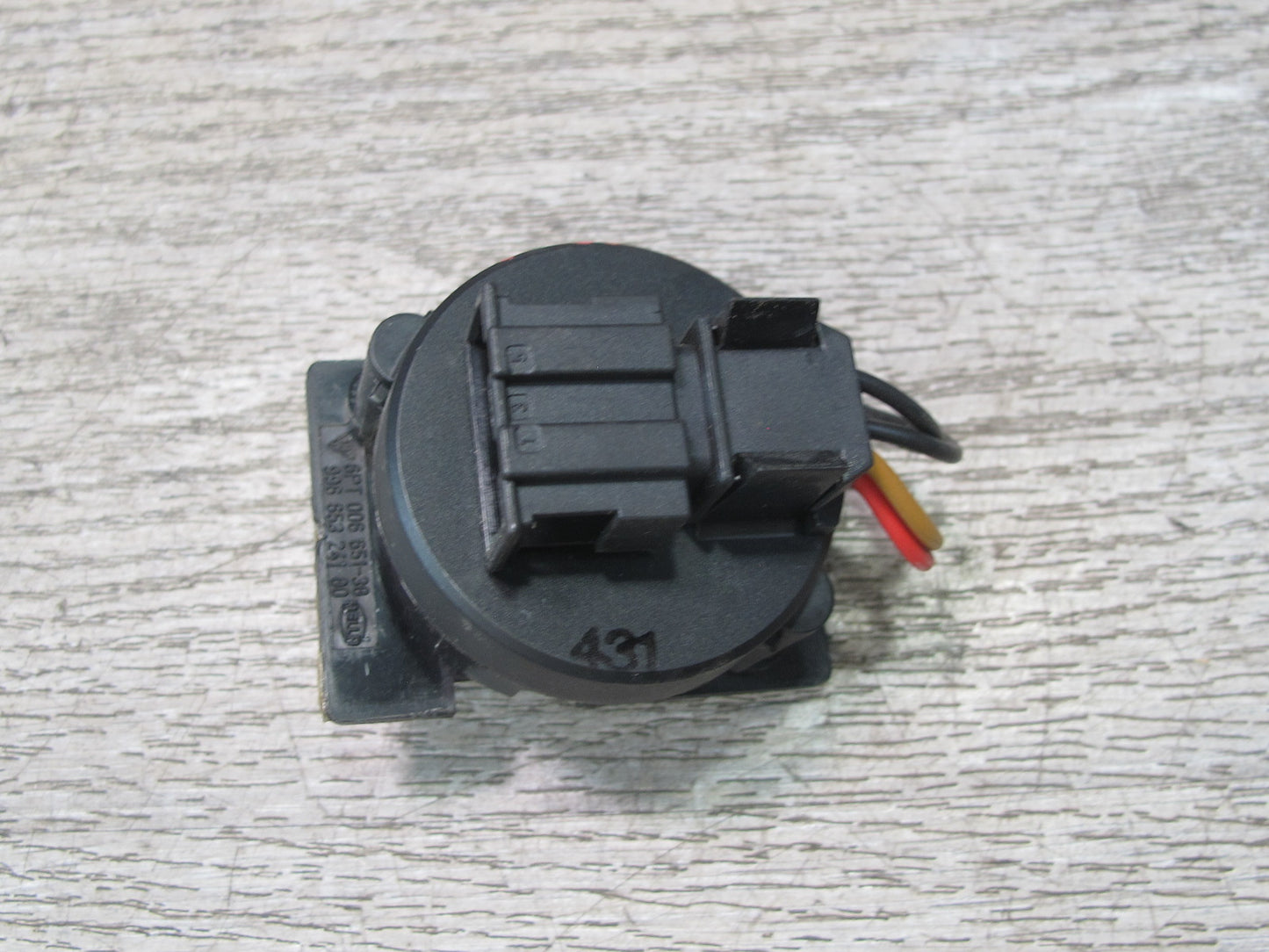 1997-2004 Porsche Boxster 986 Interior Dashboard Temperature Sensor 99665324100